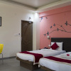 Отель OYO 378 near Manipal Hospital, фото 5