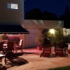 Отель Charming Fully Fitted Double Storey Cottage Near Constantia Village, фото 2
