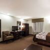Отель Sleep Inn & Suites, фото 2