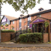 Отель OYO Lakeside Haydock Hotel, St Helens, фото 1