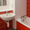 Отель Redwings Lodge Wolverhampton, фото 10