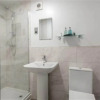Отель Modern 3 Bedroom Home Near Haymarket, фото 7