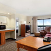 Отель Hilton Chicago/Oak Brook Suites, фото 6
