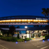 Отель Metropolis Hotel, фото 1