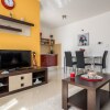 Отель Modern & Freshly Decorated Apartment With a Balcony, Near the Beach, фото 2