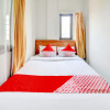 Отель OYO 90048 Teratai Bekasi Guesthouse, фото 5