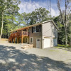 Отель Poconos Vacation Rental Near Lake Wallenpaupack!, фото 22