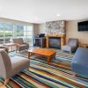 Отель Baymont Inn & Suites St. Ignace Lakefront, фото 24