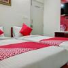 Отель OYO 11093 Hotel Rathod Suites, фото 5