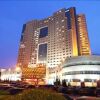 Отель Qingdao Fuxin Hotel, фото 1