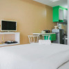 Отель Cozy Studio Apartment at Tamansari Skylounge near Soetta Airport, фото 2
