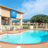 Отель Americas Best Value Inn & Suites Ft. Worth S, фото 11