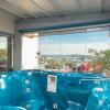 Отель Summer Sea View Apartment with Outdoor Jacuzzi- Sauna, фото 14