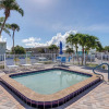 Отель South Hutchinson Island Cottage w/ Beach Access!, фото 13