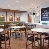 Отель Fairfield Inn & Suites by Marriott Cincinnati North в Запе. Честер