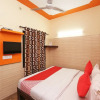 Отель OYO 15993 Hotel Ashoka Guest House, фото 24