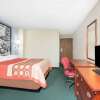 Отель Super 8 by Wyndham Warner Robins, фото 11