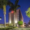 Отель Clarion Hotel Anaheim Resort в Анахайм