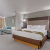Отель Quality Inn & Suites, фото 16