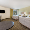 Отель Candlewood Suites Bloomington, an IHG Hotel, фото 25