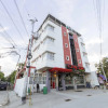 Отель RedDoorz Plus Near SM Lanang Davao, фото 12