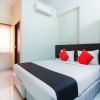 Отель Capital O 70043 Limestone Luxury Rooms, фото 34