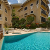 Отель Birds-eye Ocean View in Nicely Priced Top-floor Unit in Flamingo, фото 1