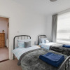 Отель Bright 2 bedroom in Southsea. 8 min walk to seafront, фото 6