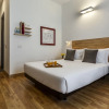 Отель OYO Rooms East of Kailash Extension, фото 4