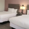 Отель Econo Lodge Inn & Suites, фото 7