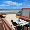 Отель Apartment in excellent location, direct access to the beach, Plonévez-Porzay, фото 32