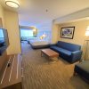 Отель Holiday Inn Express & Suites Seattle North - Lynnwood, an IHG Hotel, фото 30
