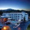 Отель Yosemite Southgate Hotel & Suites в Оукхерсте