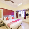 Отель OYO Flagship 12273 Hotel Indraprastha, фото 16