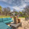 Отель New Hill Country Dream House With Pool Table and Firepit and Gameshed, фото 19