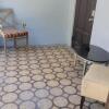 Отель Near beach, restaurant and bars Sleeps 6 with 2baths, фото 11