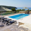 Отель Beachfront villa Senses for 12 in Milna, фото 18