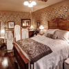 Отель The Queen, A Victorian Bed & Breakfast, фото 7