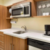 Отель Home2 Suites by Hilton Charlotte Airport, фото 17