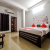 Отель OYO 18738 Hotel Saniya, фото 10