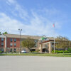 Отель Holiday Inn Express Dayton Huber Heights, фото 1