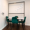 Отель Modern 1 Bedroom Apartment With Balcony in Surrey Quays, фото 5