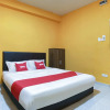 Отель Super OYO 90039 Coop Hotel Kangar, фото 30