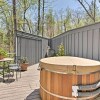 Отель Enchanting Tryon Home w/ Hot Tub ~ 14 Mi to Tiec!, фото 16