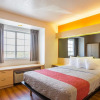 Отель Quality Inn & Suites, фото 1