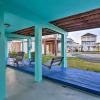 Отель Cozy Galveston Beach House - Walk to the Gulf!, фото 15