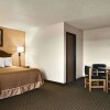 Отель Travelodge Battle Creek, фото 2