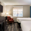 Отель La Quinta Inn & Suites by Wyndham Madison American Center, фото 6