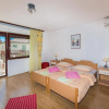 Отель Awesome Home in Kastel Kambelovac With Wifi and 1 Bedrooms, фото 4