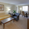 Отель La Quinta Inn And Suites Manchester, фото 33